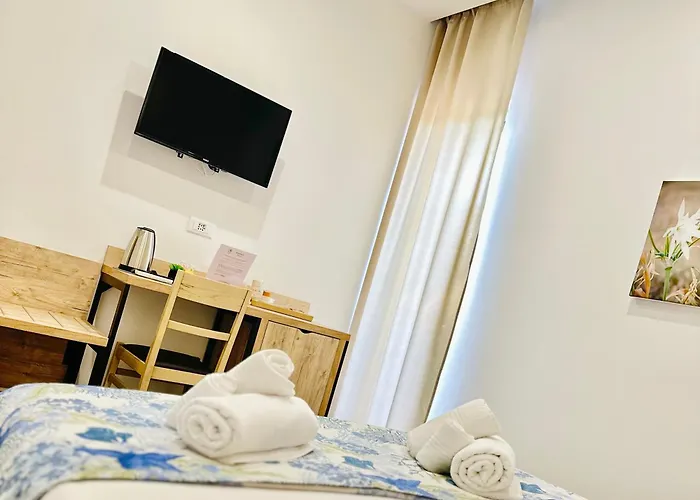 Giglio Di Mare B&B 로사노